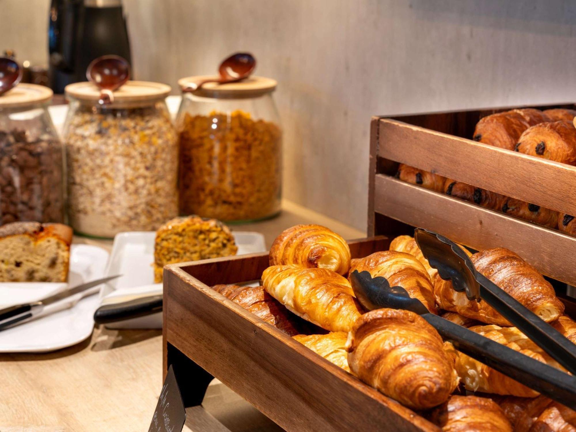 Ibis Styles Paris Saint Denis Pleyel Hotel Eksteriør billede